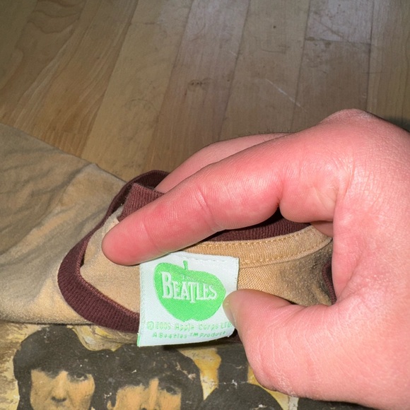 Vintage The Beatles 2009 T Shirt Apple Coprs Y2k Rare - Picture 4 of 5